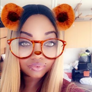 Meet your Posher, Kenisha